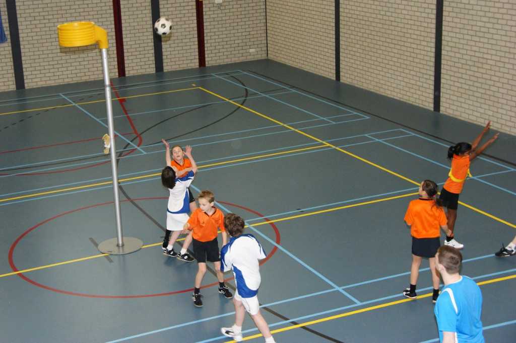 Korfbal E2  13 maart 2010-3.JPG